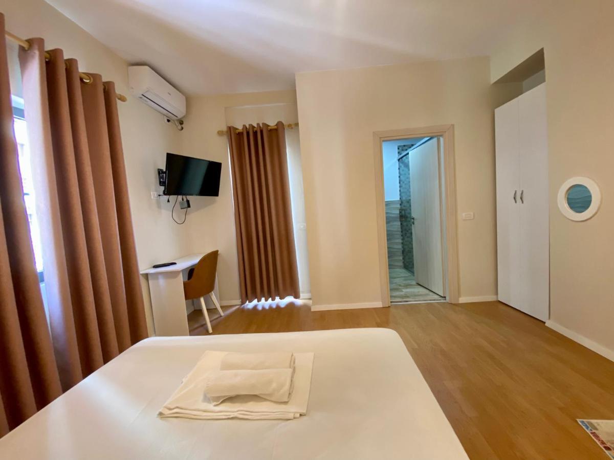 Hotel Globo Durres Exterior photo